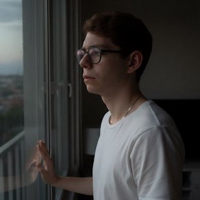 Santiba_94's profile picture. I'm just a mexican/colombian boy 🇲🇽🇨🇴. 24 🍰. Hufflepuff 🦡💛. English teacher at QL. Bi🩷💜💙