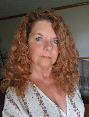 debb_morris's profile picture. ♥Va mountains, sandy shores, photography, pugs, boxers, cane corso, music and words from the heart ♥ ....Hate circus clowns !! !   
ღℯ  +  q-_-p  + ♪♪ =  ☺