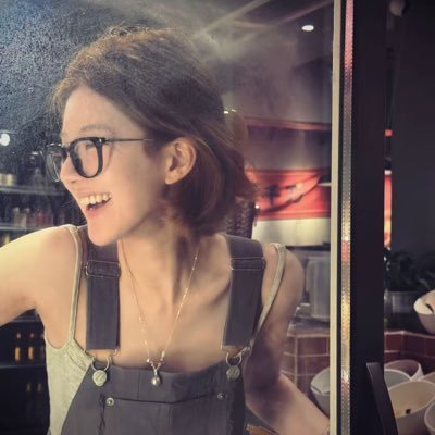 ccczsh's profile picture. 