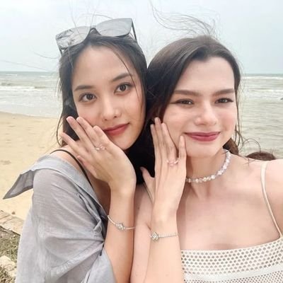MuPat_0812's profile picture. #FreenBecky
🌷🧚🏻‍♂️       |  conta anterior foi suspensa 😮‍💨 |
