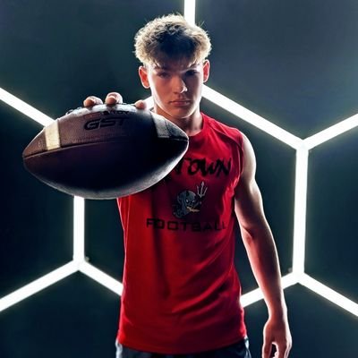 DaxDepp11's profile picture. https://t.co/H2Zso2RWP7