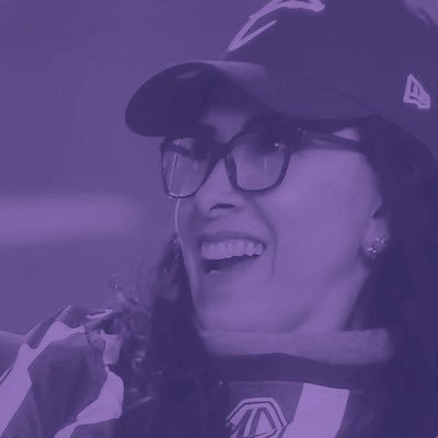 Morrean98's profile picture. Media lesbi, siempre lo supe 🏳️‍🌈
Feminista 💚💜
Zurda 🤓
I'm the Dancing Queen ➰