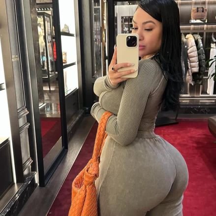 Ashley46784788's profile picture. Beauty is screaming 👀🙀