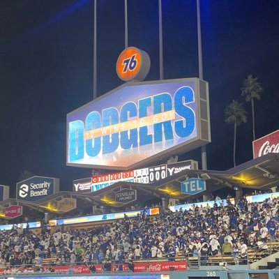 C_CMarroquin's profile picture. The days are long, but the years are short... #Lakers#Dodgers#49ers#NDFB