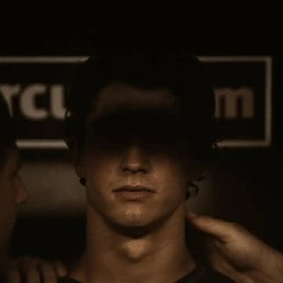 maaz9941's profile picture. My grief often tells me that if there is a fan in the house, there will also be a rope 🖤😓