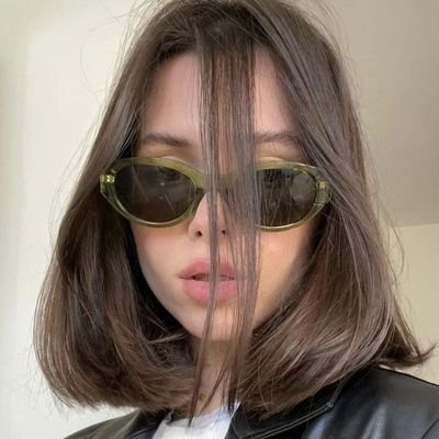 LeylaKarac94956's profile picture. 🥳☂️🌂👒