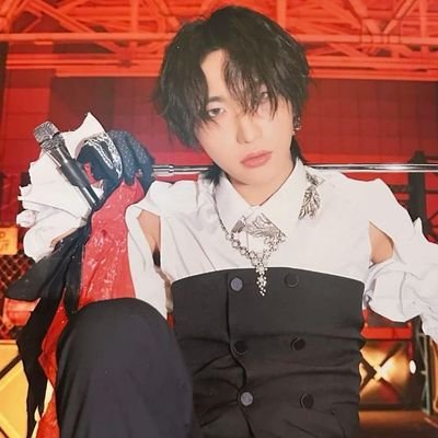 eliiywooyosan's profile picture. ot8☂️🇵🇸//evolroadytiny// 우영 biased//multfand