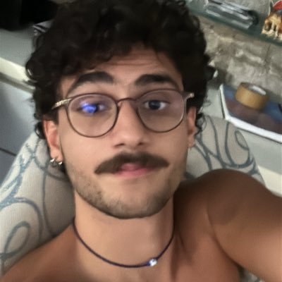 ivanalcantaraa's profile picture. cansei de tuita