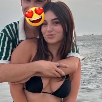 contentenj0yee's profile picture. sellers dm Venmo/Apple Pay only