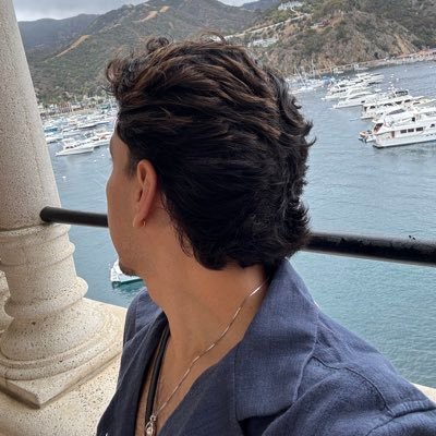 loeraj09's profile picture. 24 ♉️