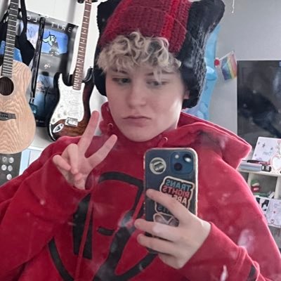 mrtwinkerbell's profile picture. he/they || my music is out on all platforms under Living Out Loud, new music on the way… 🏳️‍⚧️🏳️‍🌈🇵🇸