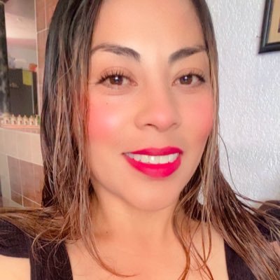 te quiero así, por que solo asi haces feliz a quien te rodea.