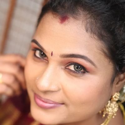 rajeeraji274's profile picture. பிடிச்சவங்க rt பண்ணுங்க எனக்கு பிடிச்சா தான் chat பண்ணுவேன் சும்மா சும்மா தொந்தரவு பண்ணாதீங்க old id சஸ்பென்ஸ் ஆயிட்டு no நம்பர் no போட்டொஸ் 🌹🌹18+