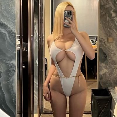 queen_ys19's profile picture. @Femdom_black_