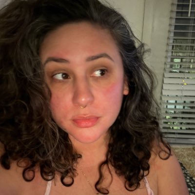 scorpio loving virgo 🇪🇨/🇭🇳さんのプロフィール画像