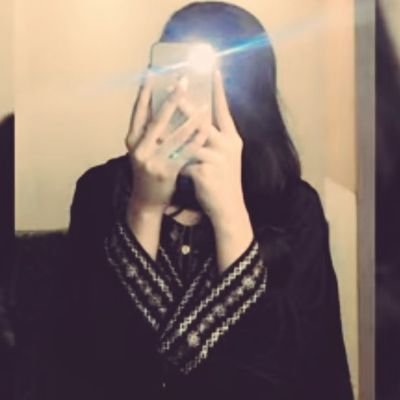 neha_jha12's profile picture. Dramaqueen