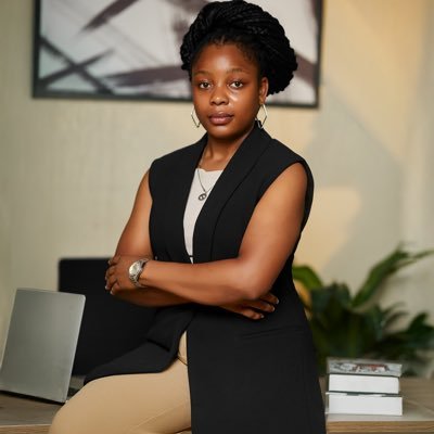 olanikeoyelakin's profile picture. God’s Battle Axe 🌹| Building: Bold and Beautiful