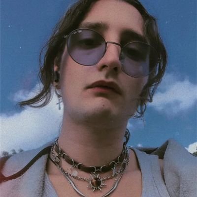 Abraxasisthekey's profile picture. 27🩵//Amante de los kebabs🌯 , las maquinitas🎮 y más 😎//hiper fan de star wars,legos y Sabrina Carpenter//Viva el fernet con Coca🇦🇷
//😚🩷