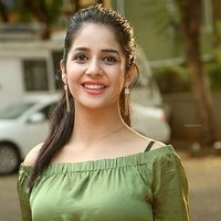 Charvi Diya (@charvidiya) 's Twitter Profile Photo