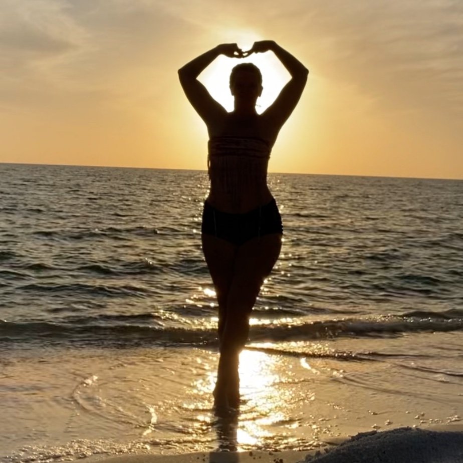 EmilyD_Art's profile picture. 