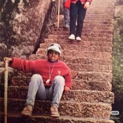 goinoutt's profile picture. ye a top 3 kanye album