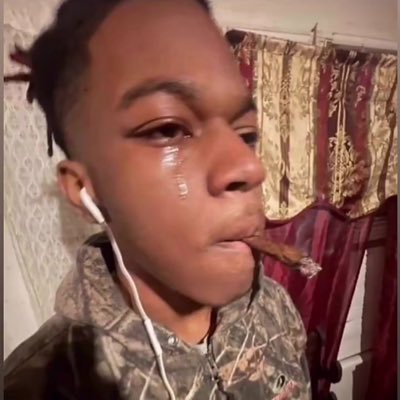 ydnm00's profile picture. I Can Steal What I Like.