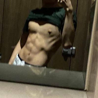 Arosssqwp's profile picture. hk uni student🦦