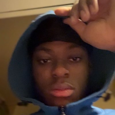 jvrdvn___'s profile picture. ça parle de tout ici