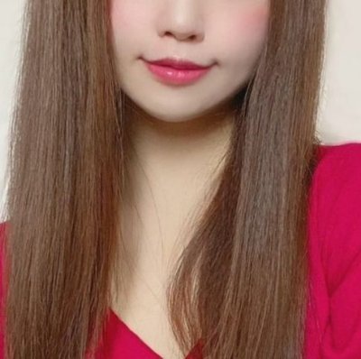 gzfd5sZXj's profile picture. 19歳/164cm/Hカップ/モデル/気分屋/フォローしてくれたらDMします😚