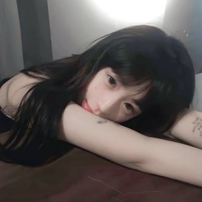 ERoggenbau74022's profile picture. 业余女喘 爱手冲 / 小猫日记 / 喜欢我就投喂或入🚪77 ❄️接语聊 定制 kp ❄️入门接 ❄️勿白嫖