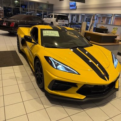 JonathanSmg7's profile picture. 