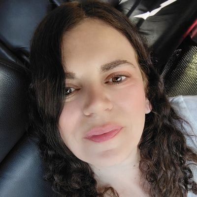 Pilar1207's profile picture. La entropía del universo siempre tiende a aumentar.