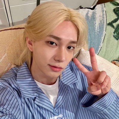 ⌯𓈒𝆬﹡⌨️♡ 📺 ◦90s mood #ace1harmony stan