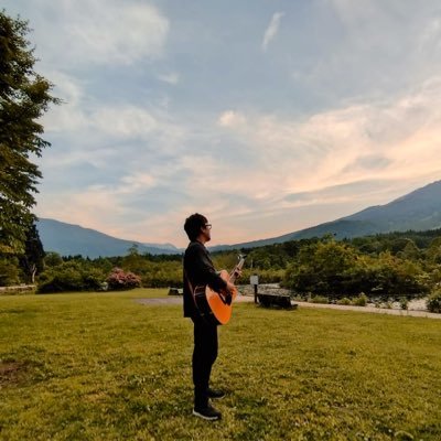 ec_world5523's profile picture. ギターを使ったイベント承ります。ますばお問い合わせください。 シンガーソングライター/エンターテイナー/ココナッツ・ミュージック/アコギ弾き語り/JOURNEY🎸 /CD発売中/ハッピーDEきのこっぴぃ/ナガノきのこ大祭公式テーマソング