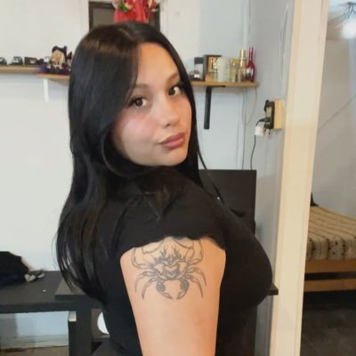 26🍓en la mía siempre brillando . por siempre ( beni 👼) Thiago René 🐥 mi inicial y nuestra fecha en su piel ❤️‍🩹🥹