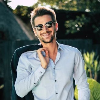 RYasin632418's profile picture. 