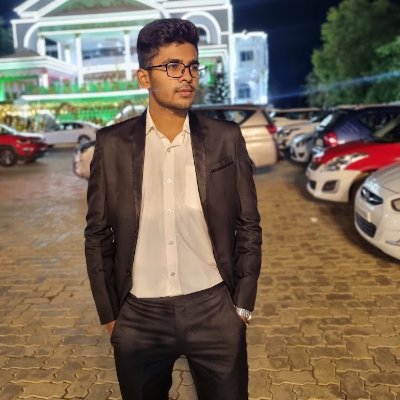 PavanKalyan767_'s profile picture. 22 | Software Engineer | ex-@OneAssure | Building full-stack apps | history & politics nerd