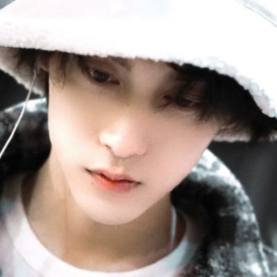TiansyaniNG's profile picture. Love..Love❤️💜💛
#Saint_sup
#Kimyoojung 
#TianXuning
https://t.co/0b5VpMjcdl
https://t.co/VF0uaGauyH