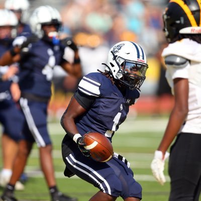 nehemiah_lewis1's profile picture. Gaurd 5’9 160 CO 29. Rb/S WR insta: neh_ lewis1 gmail: lcpfam005@gmail.com https://t.co/nNcUZ1DZsN