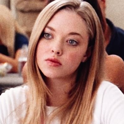 heyyoitsaramina's profile picture. nunc aut nunquam