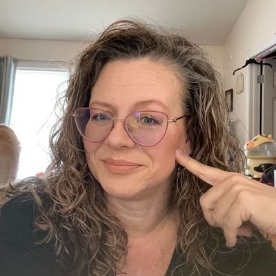 Mdyeasi51413334's profile picture. 