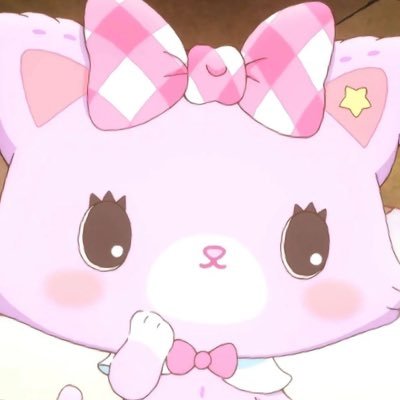 qiscnny's profile picture. read hard, die fast