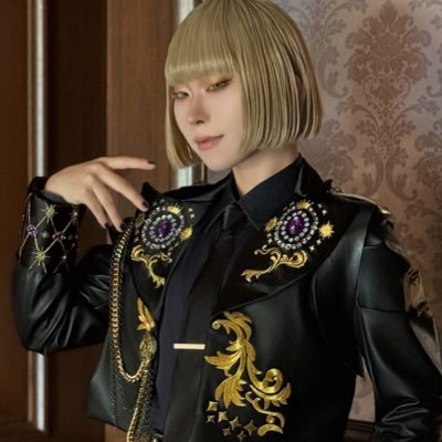 eito__008's profile picture. 成人済。ひっそり生きている。好きな事だけをしたい人生。twst/hzbn中心の生活。free to FRB