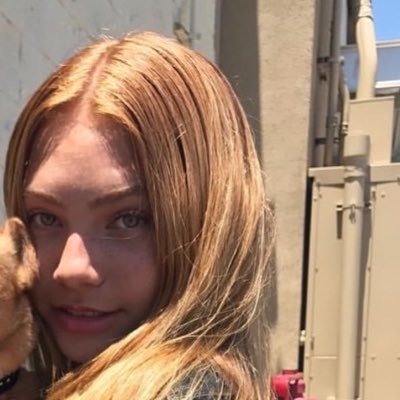 shewrif's profile picture. dog slut 🐕 🙏🏼💦