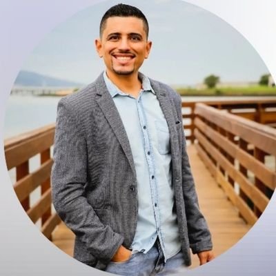 Julioolima00's profile picture. Help people get financial freedom