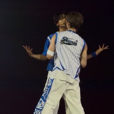 bknobat's profile picture. 𝘴𝘦𝘷𝘦𝘯𝘤𝘵𝘦𝘦𝘯✩°｡⋆⸜ 🎧✮🤍