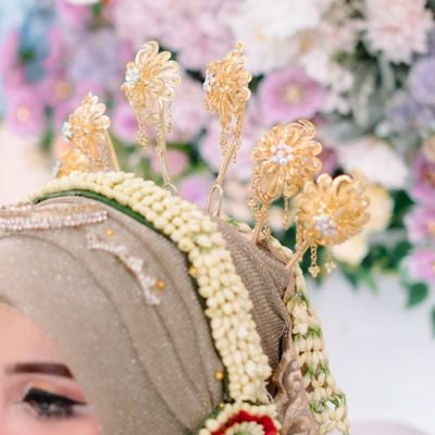 budiazizah62's profile picture. 
