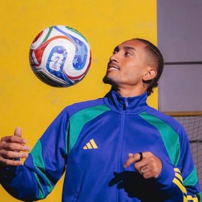 coulbyfcb's profile picture. ~Best Football Club ever @fcbarcelona 💙❤️ & Best Franchise ever @celtics 🍀~ 🇨🇮x🇺🇸 #TerStegenOut Raphinha ballon d’or #Differenthere #OlmoOut