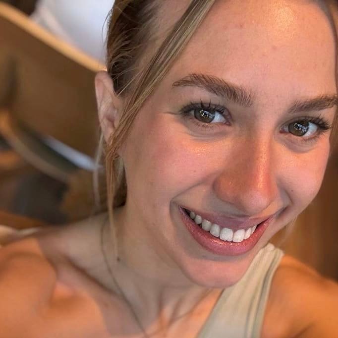 alenfdoppenberg's profile picture. Legal studies 📖 | 18
Yoga Instructor 🧘‍♀️|Trail Running & Journaling