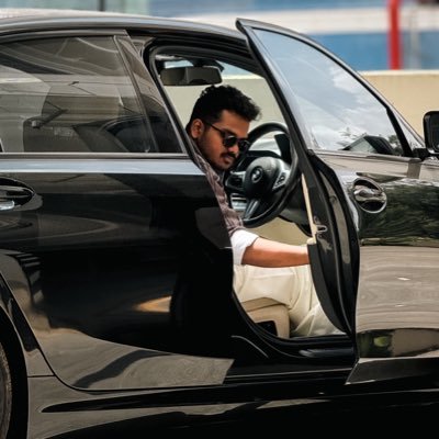 vishalds_'s profile picture. engg @buymeacoffee building @voicenotesai. keeping @alpaDrive alive.